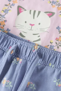 Conjunto de T-shirt e calções