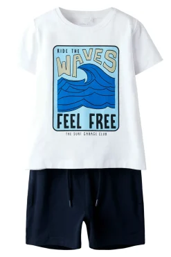 Conjunto T-shirt e bermuda