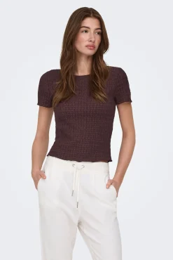 Crop top com estrutura