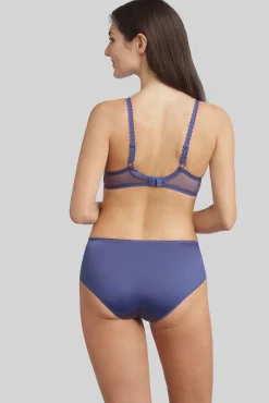 Cueca alta bordado floral acetinada
