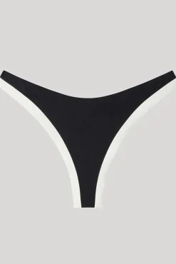 Cueca biquíni brasileira preta
