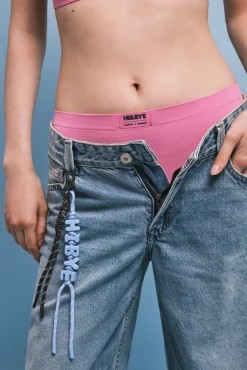 Cueca boxer seamless canelada com logo rosa