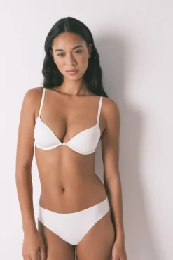 Cueca brancas clássica de corte limpo