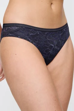 cueca brasileira com renda