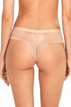 Cueca brasileira invisível