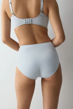 Cueca cintura alta