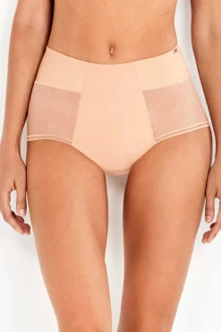 Cueca cintura alta invisível em renda