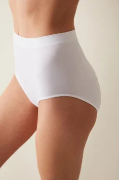 Cueca clássica de cintura alta