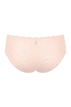 Cueca clássica em renda