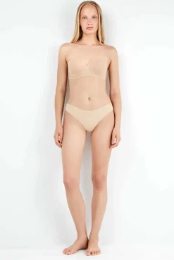 Cueca clássica invisível em microfibra