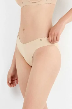 Cueca clássica invisível em microfibra