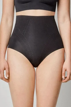 Cueca de alta redução com reforço