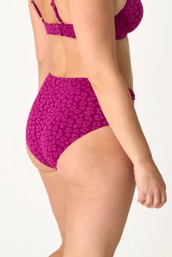 Cueca de biquíni alta estampado animal