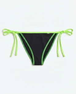 Cueca de biquíni brasileira de tiras preta
