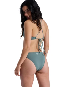 Cueca de biquíni brasileira lisa