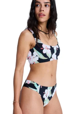 Cueca de biquíni brasileira tropical