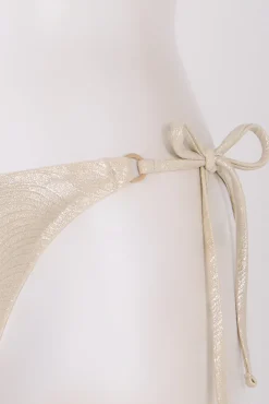 Cueca de biquíni clássica brilhante