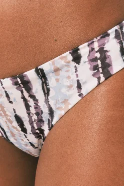 Cueca de biquíni clássica estampado tie dye castanho