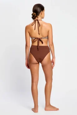 Cueca de biquíni menstrual cintura alta fluxo moderado chocolate