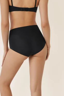 Cueca média modeladora preta