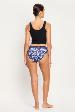 Cueca menstrual de renda cintura alta em bambu fluxo abundante azul-marinho