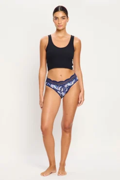 Cueca menstrual de renda cintura alta em bambu fluxo abundante azul-marinho