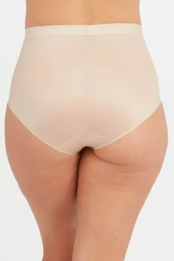 Cuecas modelantes da cintura