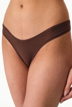 Cuequinha brasileira de cintura alta marrom