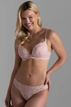 Cuequinha brasileira Perfeita em renda