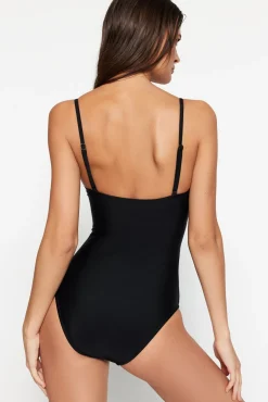 Fato de banho de corte reto feminino