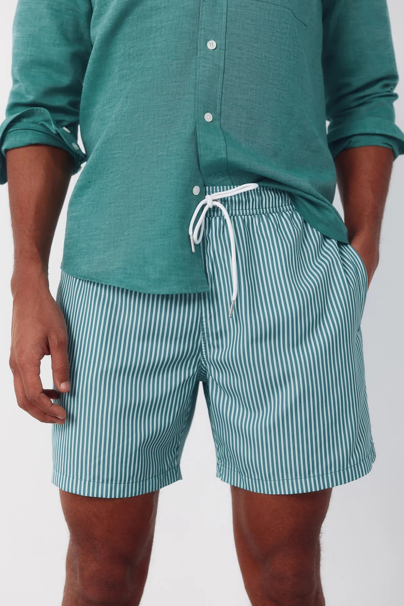 Fato de banho estampado riscas finas