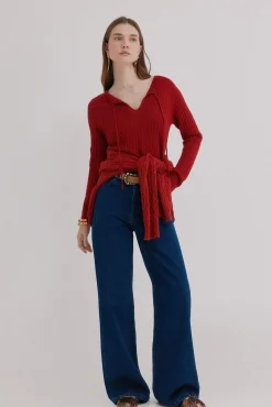 Imala. Camisola de malha rendada