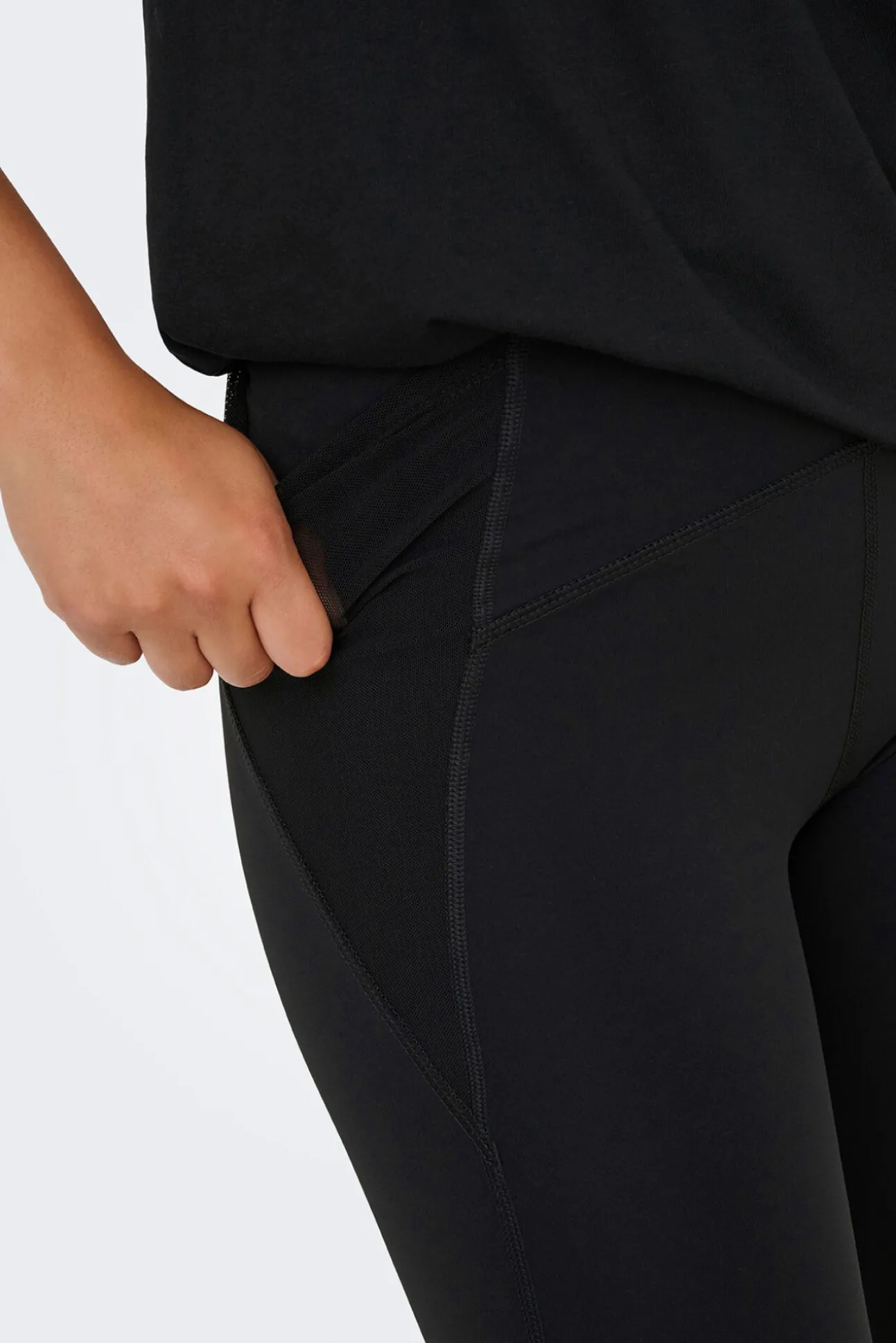Legging com detalhe em mesh B-Dry