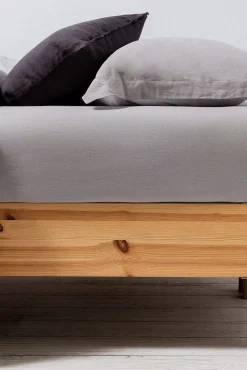 Lençol de baixo de linho algodão. Cama 150-160 cm.