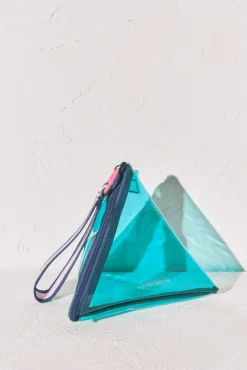 Mala triangular azul