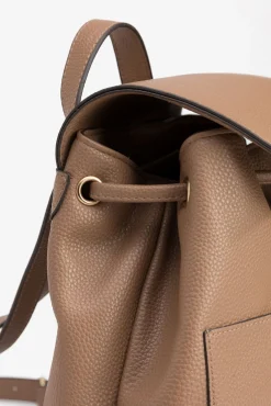 Mochila Bucket de efeito pele