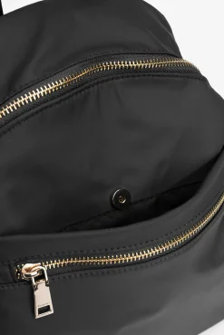 Mochila com bolso de nylon