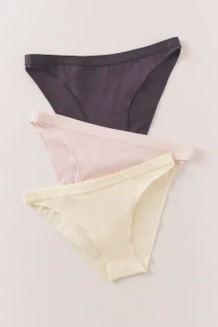Pack de 3 cuecas clássicas roxas, rosas e amarelas