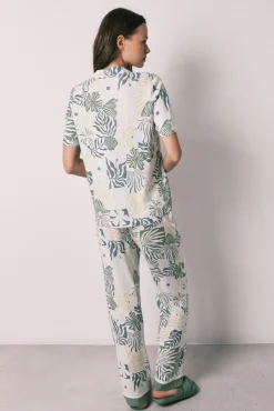 Pijama camiseiro comprido estampado tropical