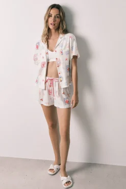 Pijama camiseiro curto estampado multicolor branco