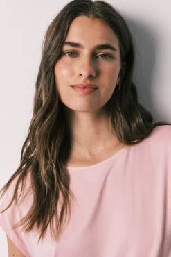 Pijama capri em viscose com estampado animal rosa