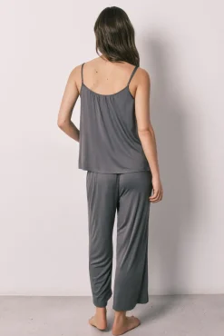Pijama comprido de alças cinza