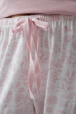 Pijama comprido em algodão estampado floral rosa