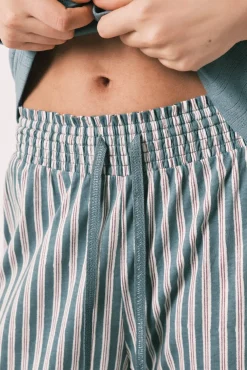 Pijama comprido estampado riscas verde