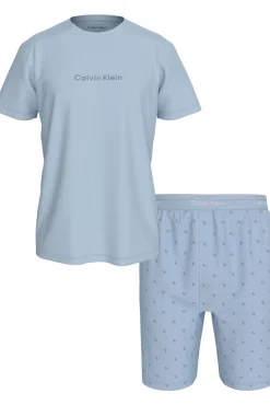 Pijama curto