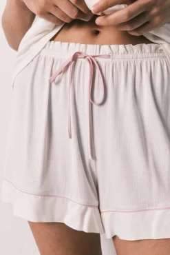Pijama curto camiseiro estampado riscas