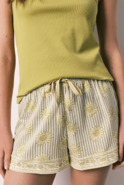 Pijama curto de alças verde