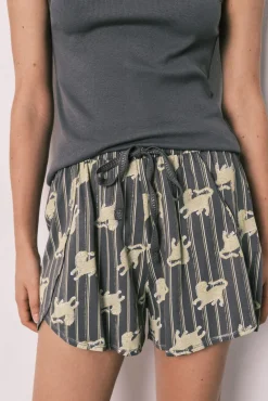 Pijama curto em algodão cinza