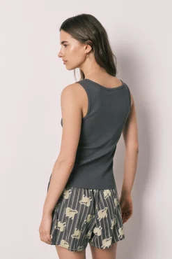 Pijama curto em algodão cinza
