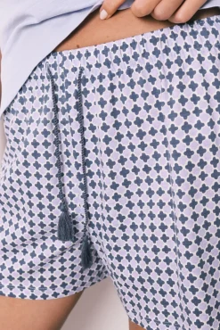 Pijama curto em algodão estampado lilás